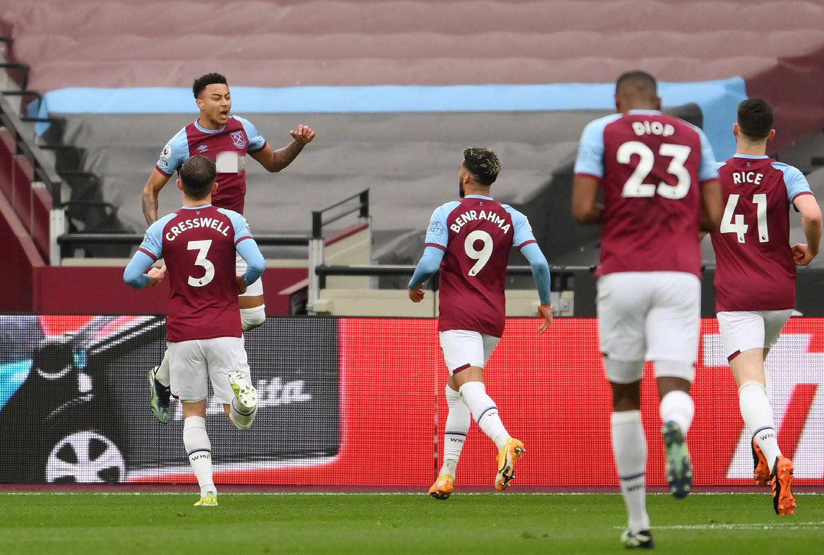 者透露两人 者透露两人